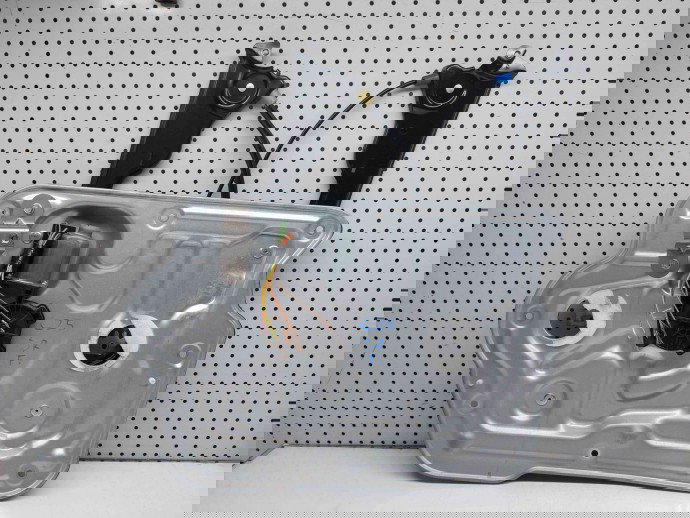 Macara electrica geam dreapta fata Nissan Qashqai (2) Facelift  [Fabr 2009-2013] OEM