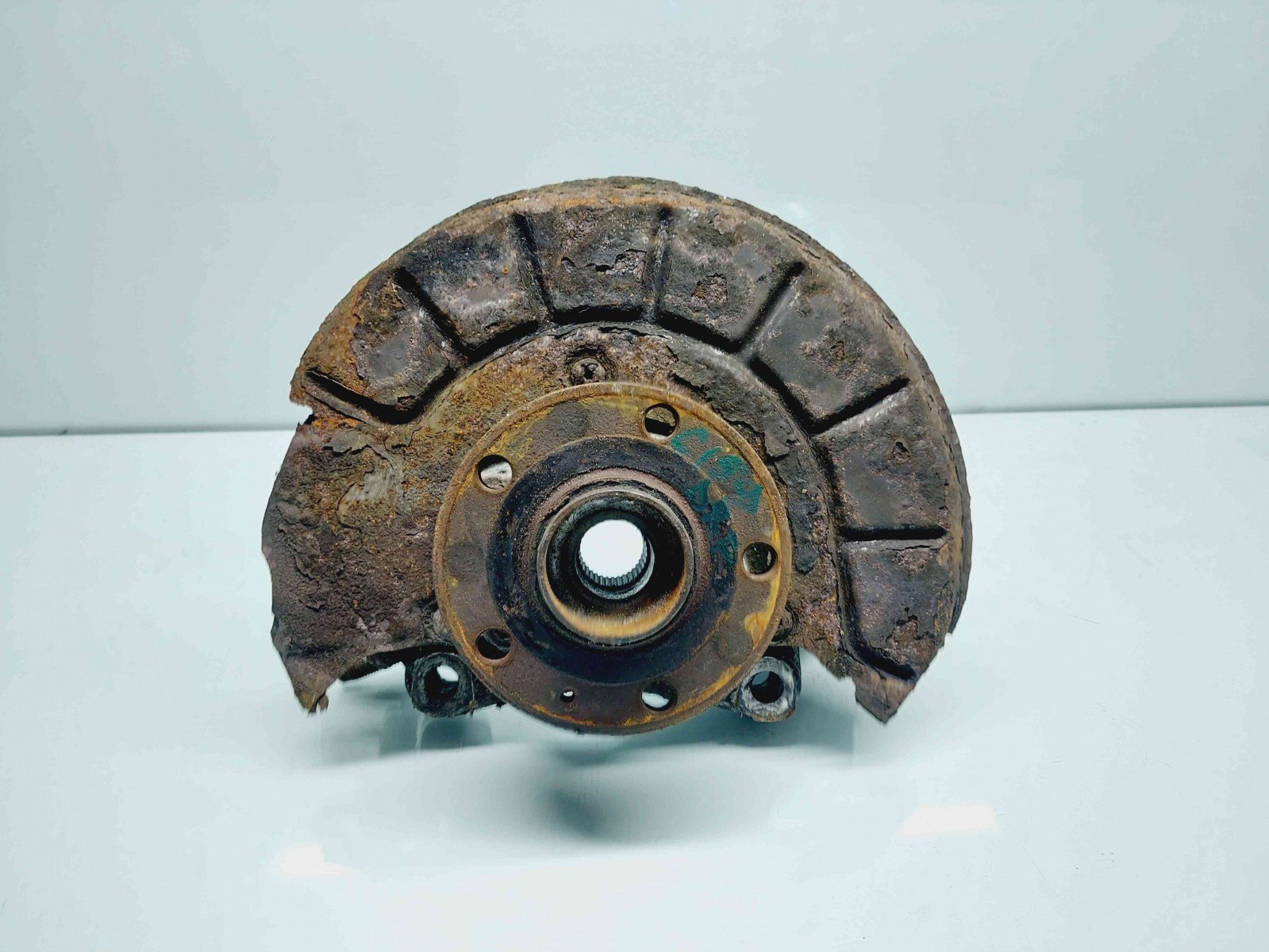 Fuzeta fata dreapta Volkswagen Passat CC (357) [Fabr 2008-2012] OEM 2.0 TDI CBAB 2.0 TDI CBAB 103KW / 140CP