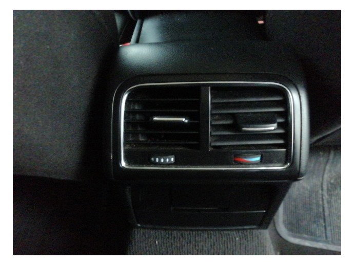 Grila aerisire spateAudi A4 B8 2.0 d CJCB LY9C 2008-2015