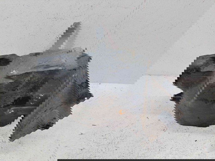 Carenaj roata stanga fata Mercedes Clasa E Coupe (C207) [Fabr 2009-2016] A2076901330