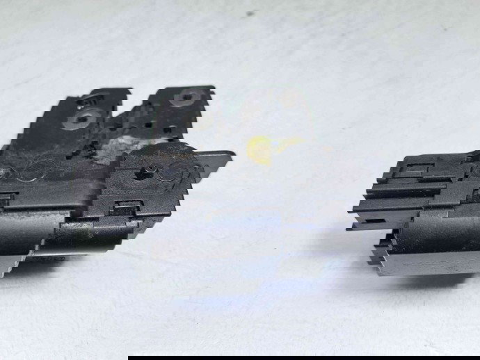 Broasca haion Nissan Qashqai (2) Facelift  [Fabr 2009-2013] 90502EY12D