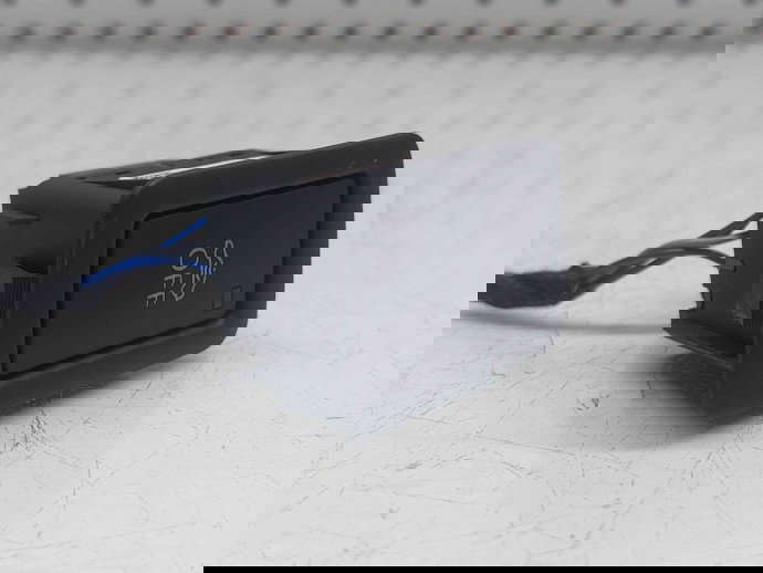  Butoane dezactivare alarma Audi Q5 (8RB) Facelift [ Fabr 2008-2016] 4F0692109B