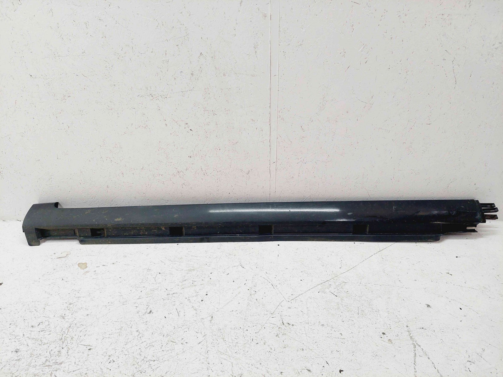 Prag lateral stanga Volkswagen Passat B7 (365) Variant [Fabr 2010-2014] 3AA853855