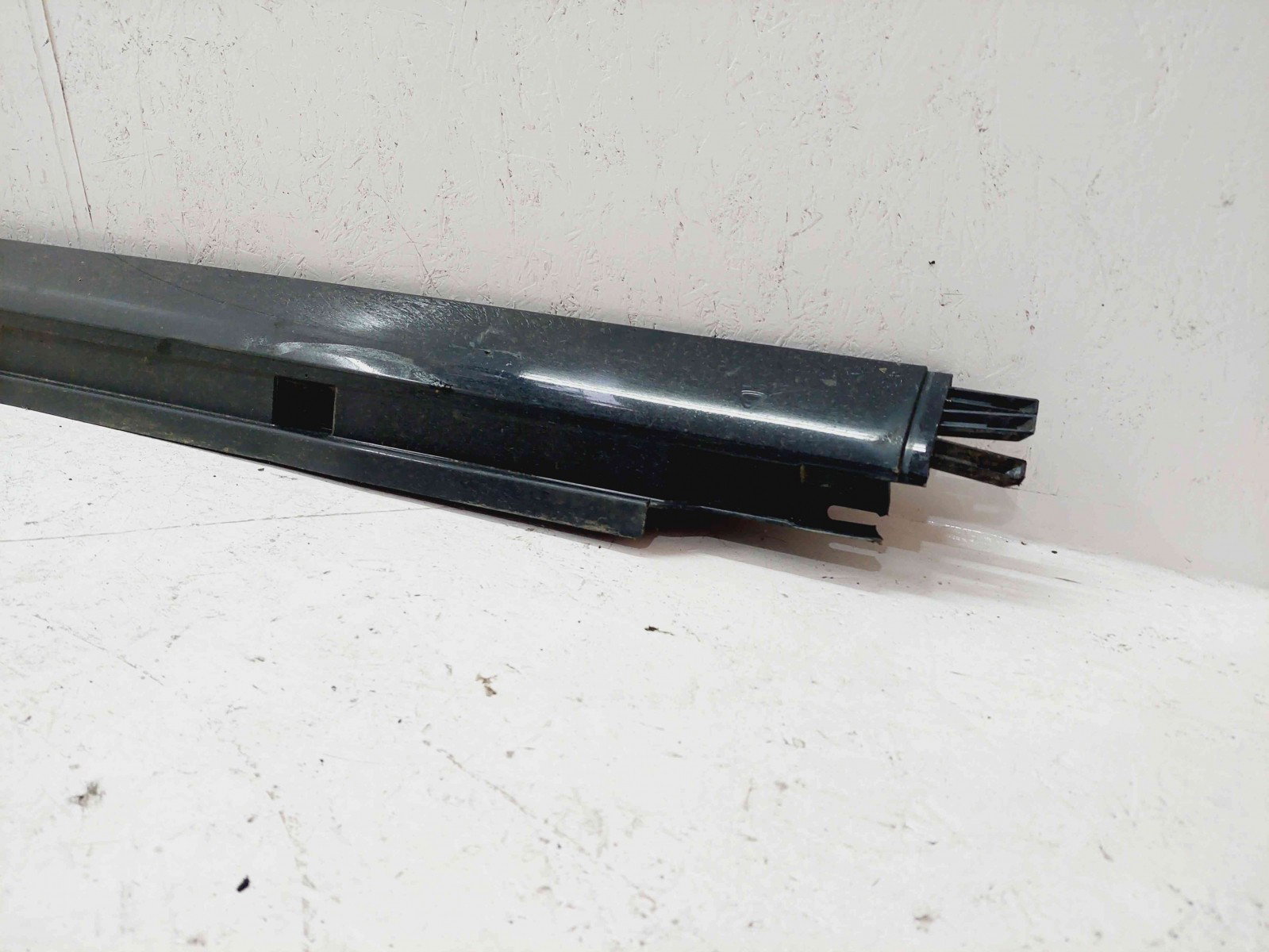 Prag lateral stanga Volkswagen Passat B7 (365) Variant [Fabr 2010-2014] 3AA853855 - imagine 3