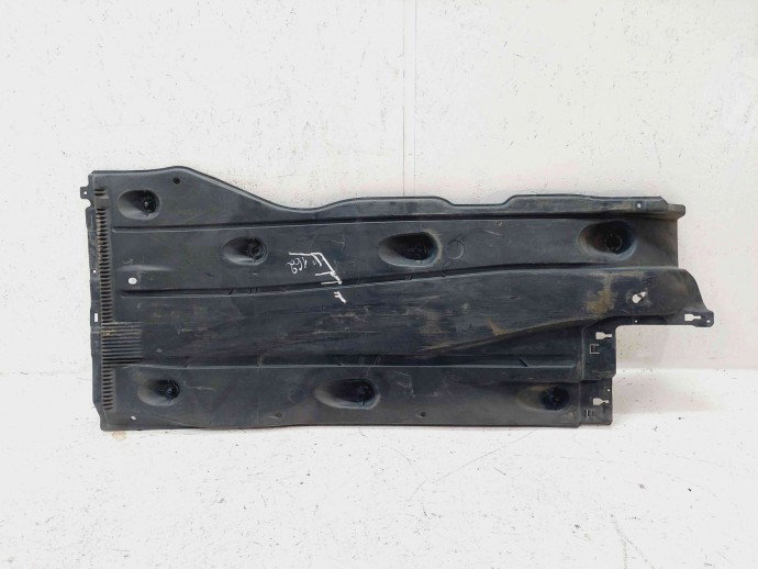 Scut lateral stanga Audi A3 Sportback (8VA) Hatchback [Fabr 2012-2020] 5Q0825201L