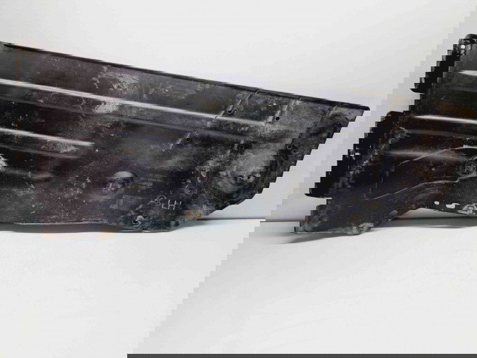 Scut lateral stanga Opel Astra K Hatchback [Fabr 2015-2022] 39026300