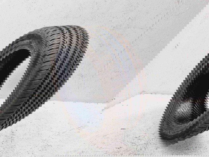 Anvelopa Vara Marca: Continental | Model: ContiSportContact | 235/45 R17 | Dot:2014 | Grosime _x000D_
8mm