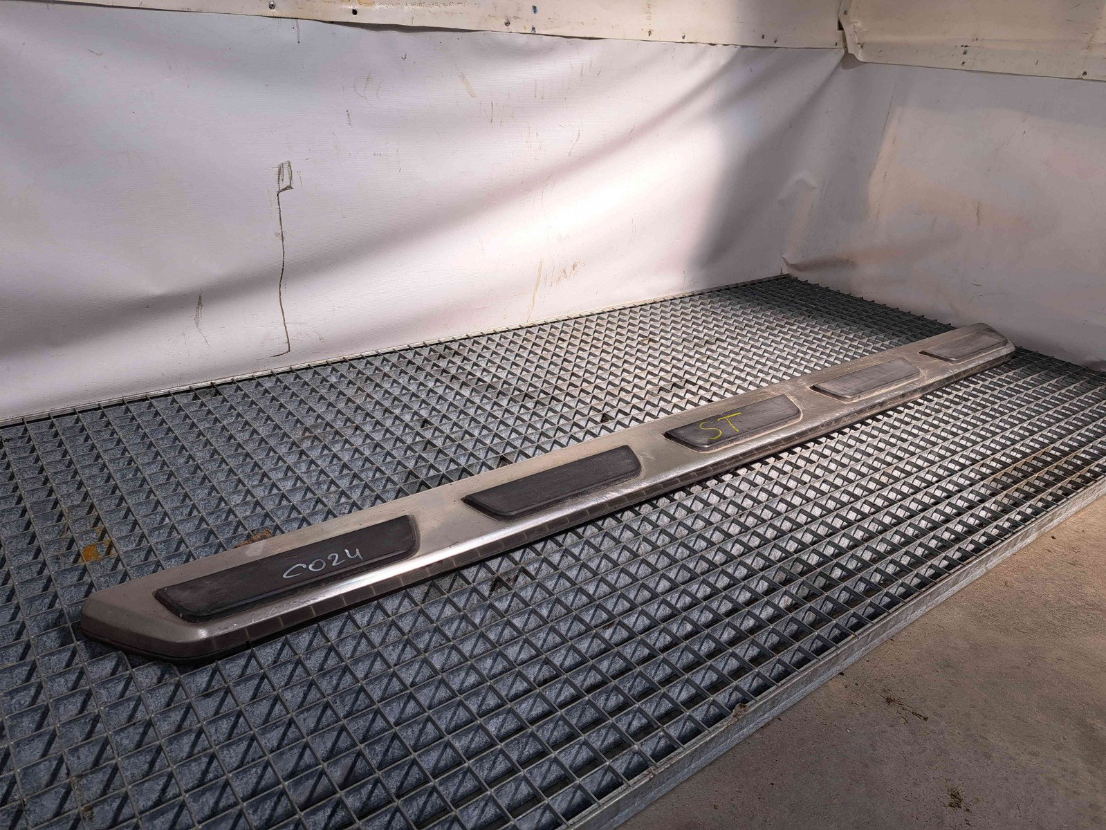 Prag lateral stanga Audi Q5 (8RB) Facelift [ Fabr 2008-2016] OEM - imagine 2