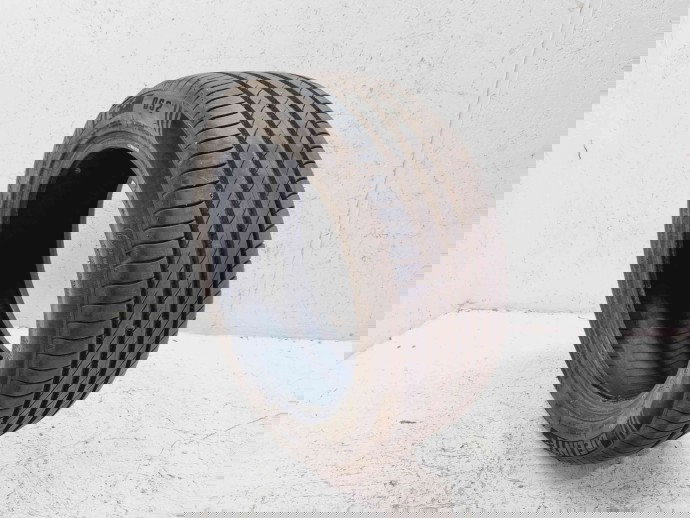 Anvelopa Vara Delinte DS2 225 | 50 | R17