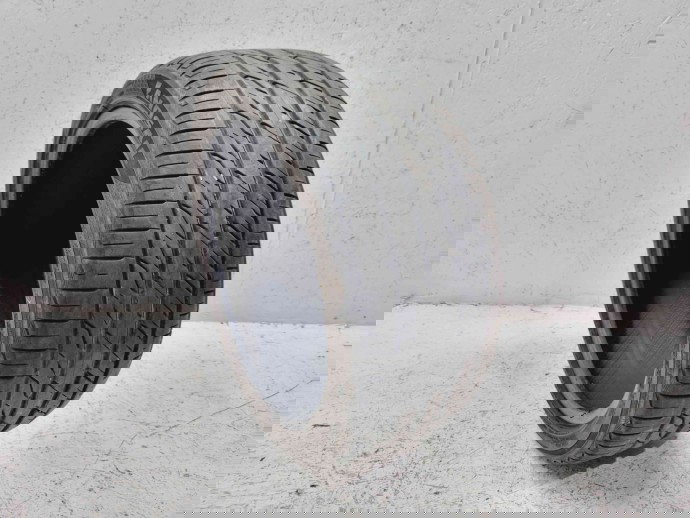 Anvelopa Vara Landsail LS588 UHP 235 | 40 | R18