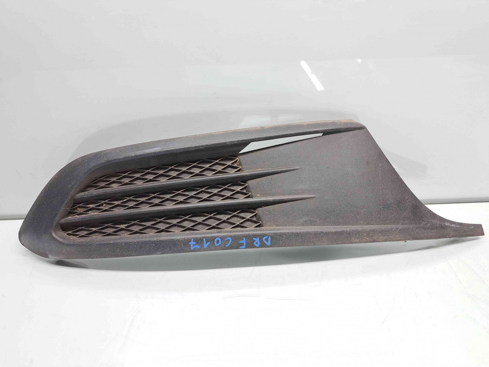 Grila bara fata Volkswagen Jetta 4 (6Z) [Fabr 2011-2017] 5C6853666