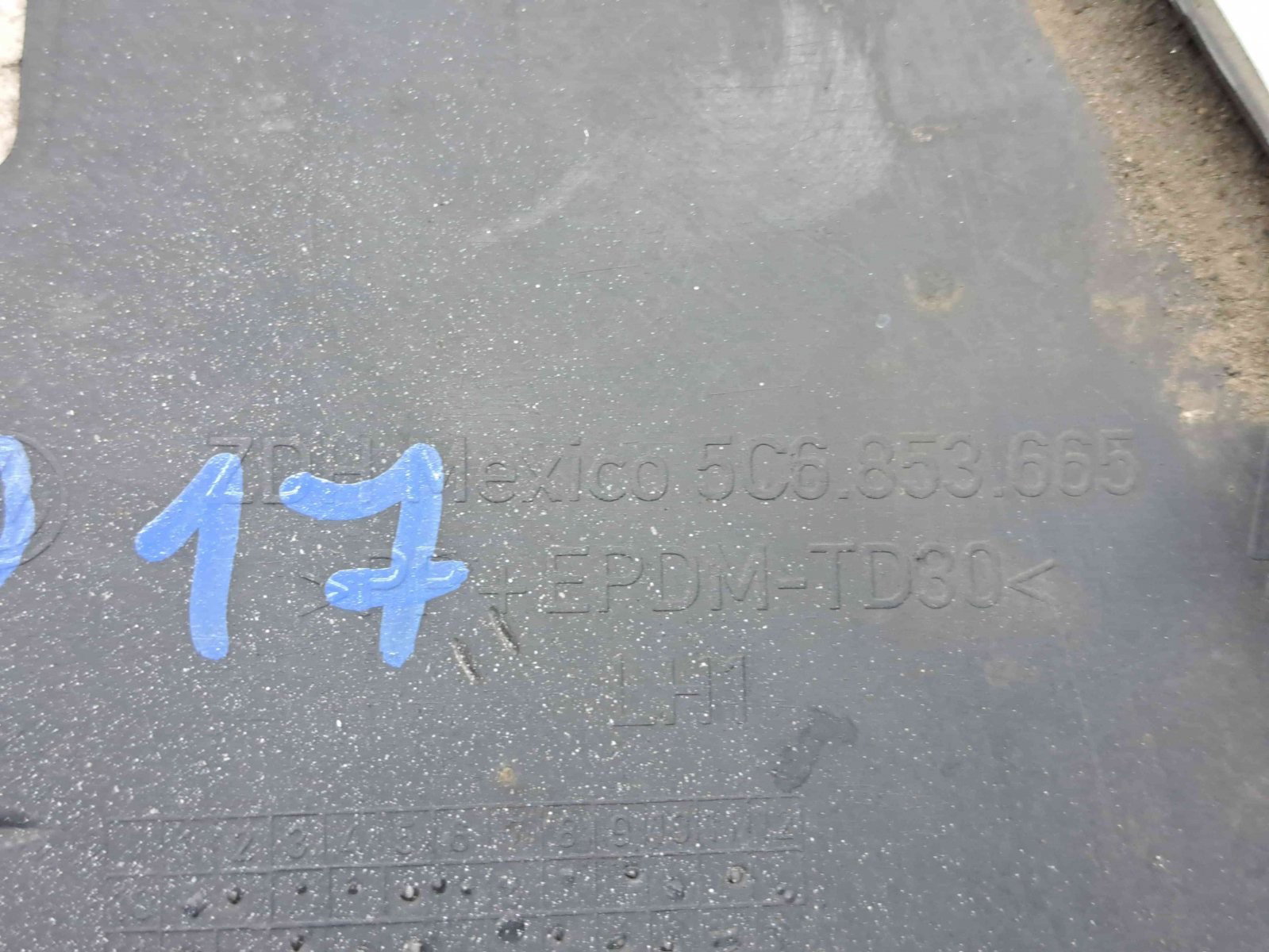 Grila bara fata Volkswagen Jetta 4 (6Z) [Fabr 2011-2017] 5C6853665 - imagine 2