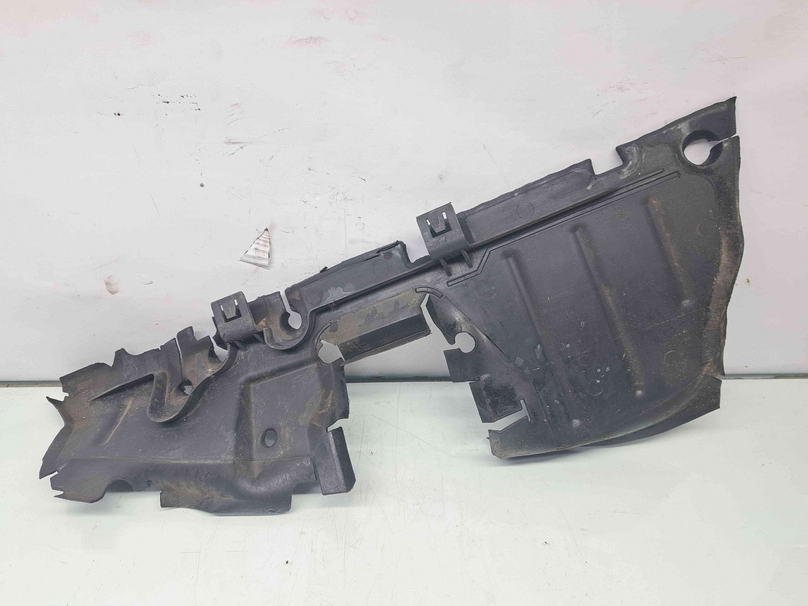 Deflector aer Audi A8 (4H) [Fabr 2010-2017] 4H0121283B