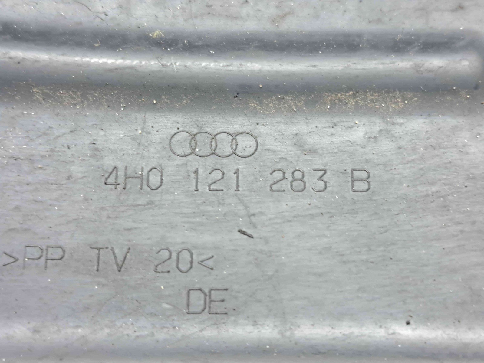 Deflector aer Audi A8 (4H) [Fabr 2010-2017] 4H0121283B - imagine 2