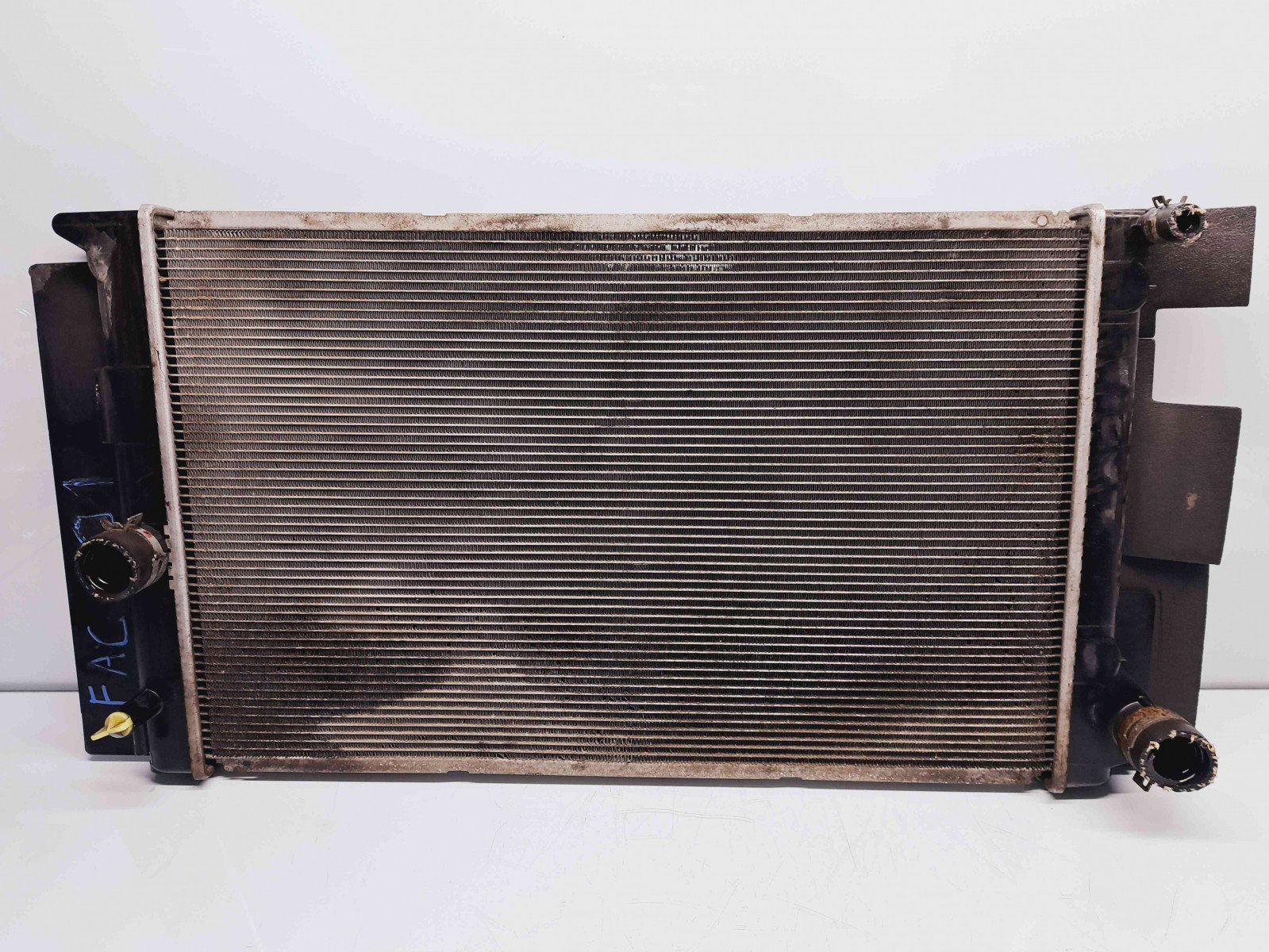 Radiator apa Toyota Corolla IX Sedan (ZRE1) [Fabr 2013-2019] DT422133-6512 1.6 Benz 1ZRFAE 97KW / 132CP 1.6 Benz 1ZRFAE 97KW / 132CP
