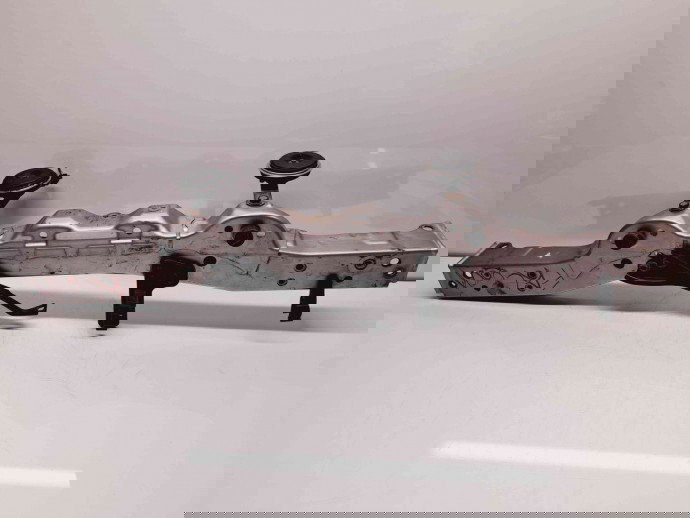 TRAVERSA SUPERIOARA Toyota Corolla IX Sedan (ZRE1) [Fabr 2013-2019] OEM