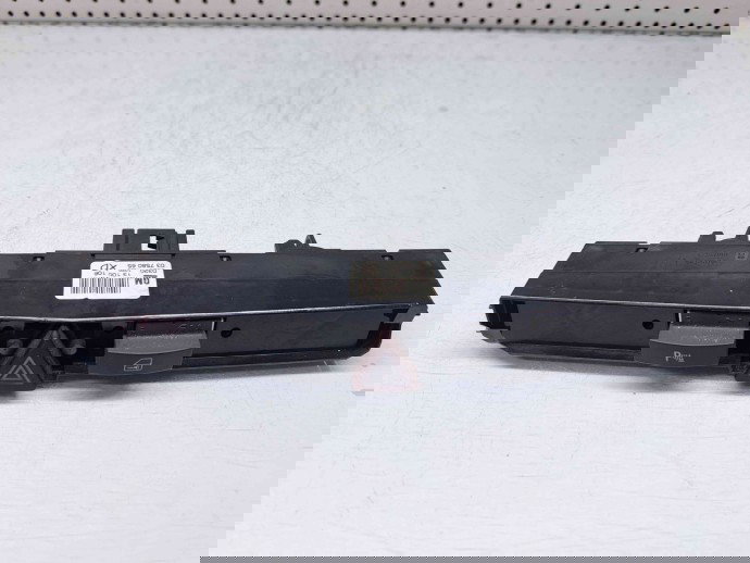  Buton avarii Opel Zafira B (A05) [Fabr 2006-2011] 13100106