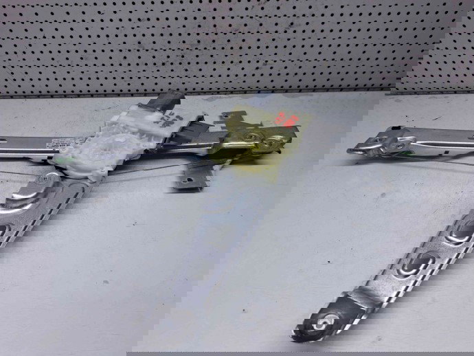 Macara electrica geam stanga fata Peugeot 3008 [Fabr 2009-2016] 96828089