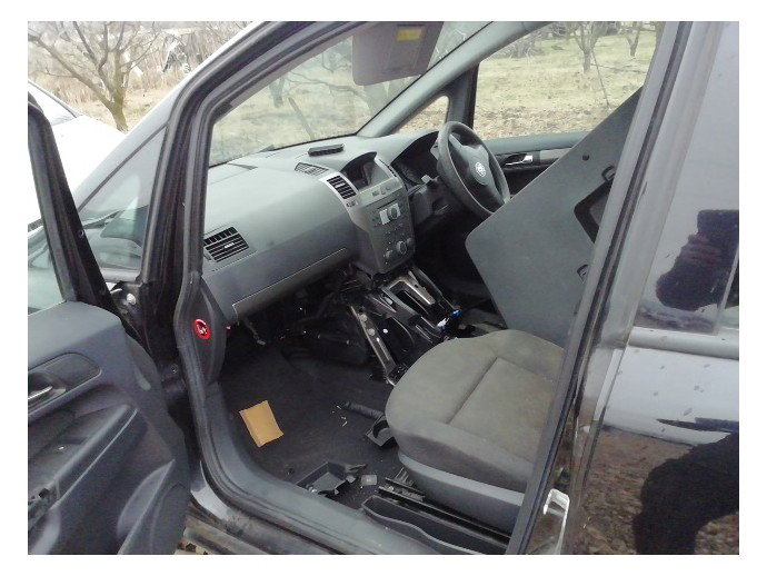 Cheder usa stanga fata Opel Zafira B 1.8 benz LJ7 2HU 2006-2011