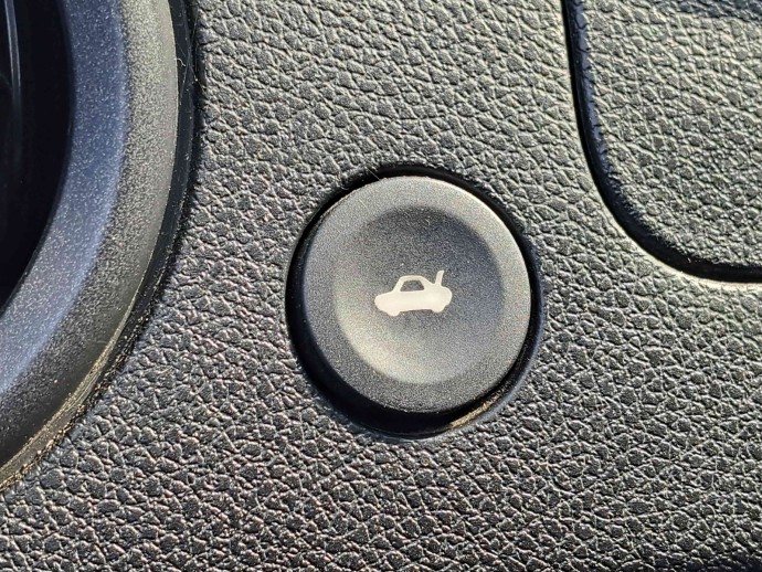  Buton deschidere portbagaj Ford Fusion (JU) [Fabr 2002-2012] OEM