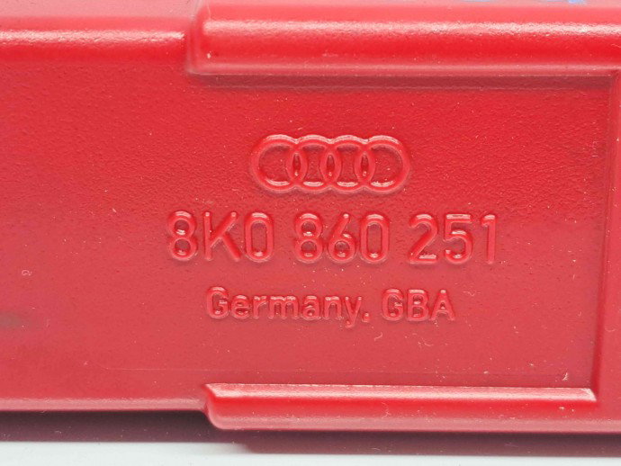  Suport triunghi reflectorizant Audi A1 (8X1) [Fabr 2010-2018] 8K0860251