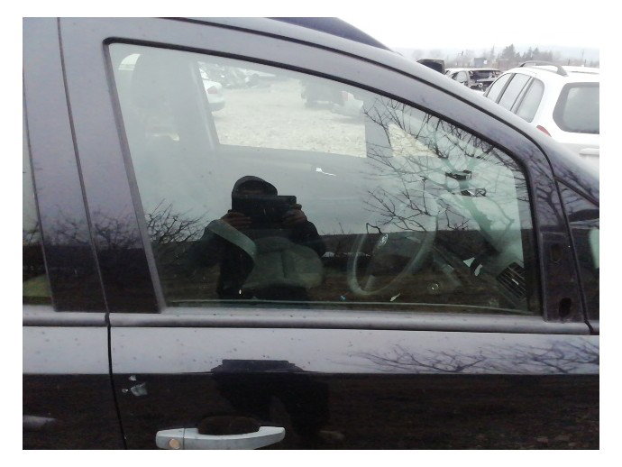 Geam usa dreapta fata Opel Zafira B 1.8 benz LJ7 2HU 2006-2011
