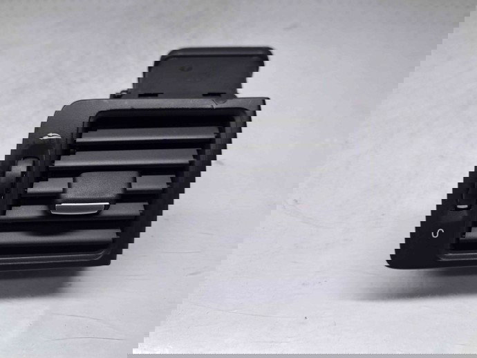  Grila aerisire stanga Volvo S40 II (MS) [Fabr 2004-2012] 39888287