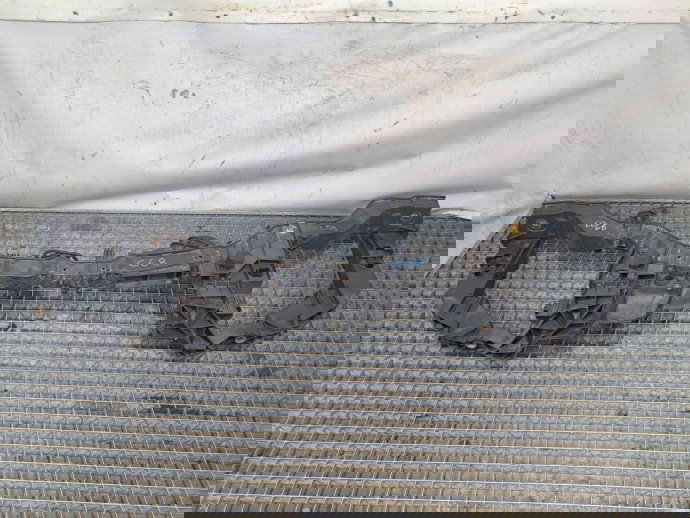 Trager Ford Focus 3 (CB8) [Fabr 2011-2015] OEM