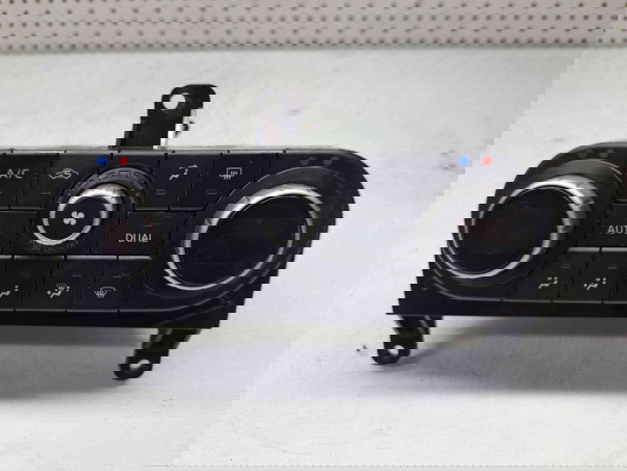  Panou comanda clima Nissan Qashqai (2) Facelift  [Fabr 2009-2013] 27500BRR56D