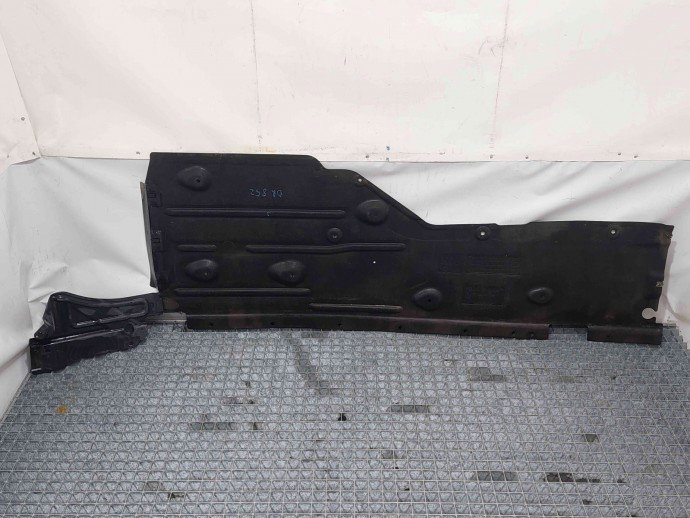 Scut lateral dreapta Bmw X1 (E84) [Fabr 2009-2015] 7244594