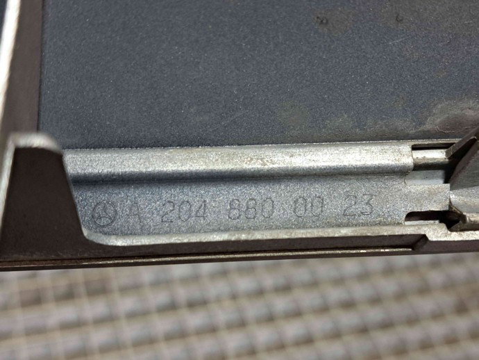 Grila bara fata Mercedes Clasa C (W204) [Fabr 2007-2014] A2048800023