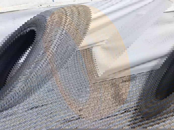 Anvelopa Vara APTANY | 215 | 55 | R18