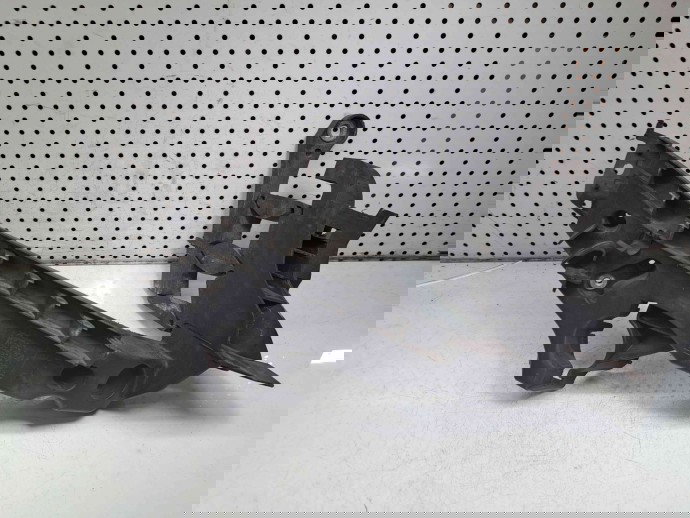 Suport far dreapta Audi A4 (8K2, B8) [Fabr 2008-2015] 8K0805608A