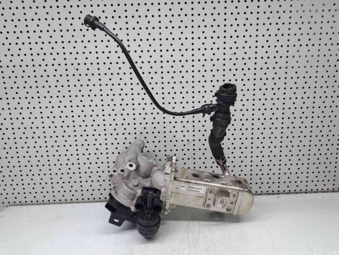 Racitor gaze Peugeot 3008 [Fabr 2009-2016] V29004027 2.0   