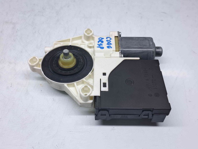 Motoras geam dreapta spate Audi A3 Sportback (8PA) [Fabr 2004-2013] 8P0959802F