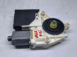 Motoras geam stanga spate Audi A3 Sportback (8PA) [Fabr 2004-2013] 8P0959801F