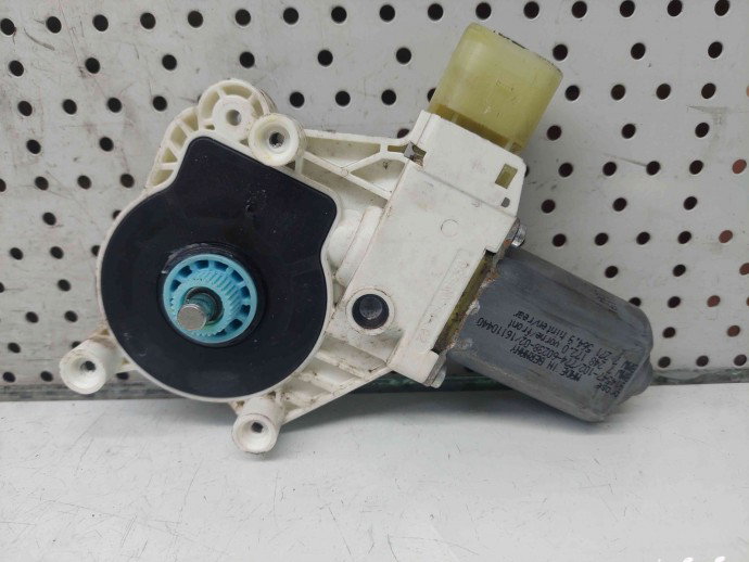 Motoras geam dreapta fata Bmw 5 (F10) [Fabr 2011-2016] 7248172