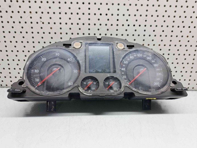  Ceas bord Volkswagen Passat B6 Variant (3C5) [Fabr 2005-2010] A2C53194181