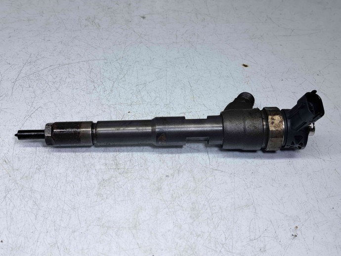 Injector Renault Symbol 2 / Thalia [Fabr 2008-2012] 8201108033 1.5 K9K  