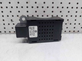  Amplificator antena Volkswagen Golf 6 (5K1) [Fabr 2009-2013] 5M0035570B