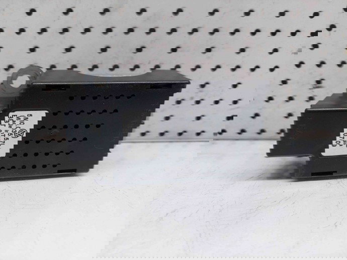  Amplificator antena Volkswagen Golf 6 (5K1) [Fabr 2009-2013] 5M0035570B