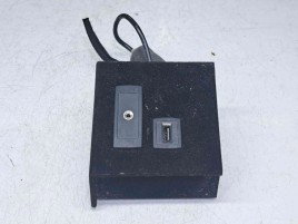  Conector auxiliar USB Mercedes Clasa E (W212) [Fabr 2009-2016] A2128210911