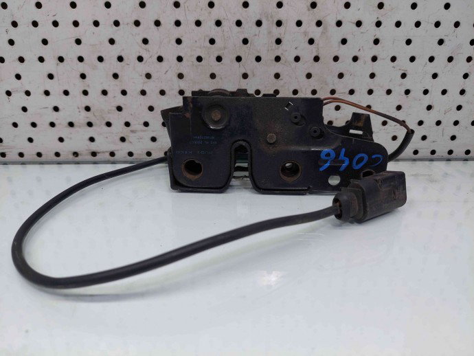 Broasca capota Audi A3 Sportback (8PA) [Fabr 2004-2013] 8P0823509H