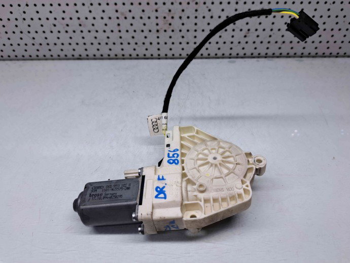 Motoras geam dreapta fata Audi A6 Avant (4F5, C6) [Fabr 2005-2010] 8K0959802A