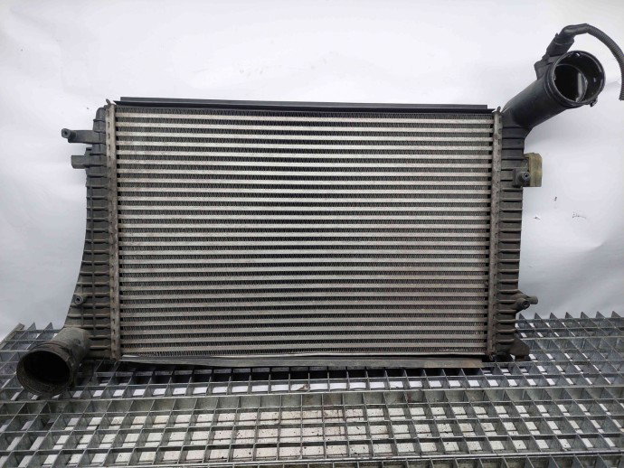 Radiator intercooler Audi A3 Sportback (8PA) [Fabr 2004-2013] 1K0145803Q 1.9 TDI BLS  