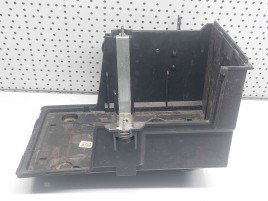 Suport baterie Volvo S40 II (MS) [Fabr 2004-2012] 30667941 1.6 D4164T  