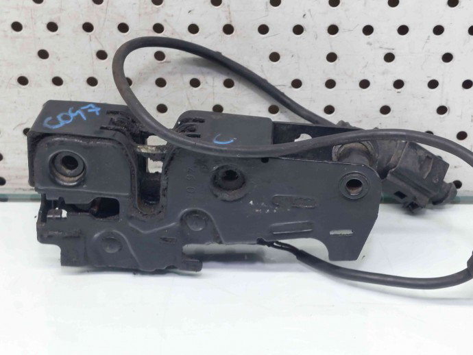 Broasca capota Audi A4 (8K2, B8) [Fabr 2008-2015] 8K0823509A