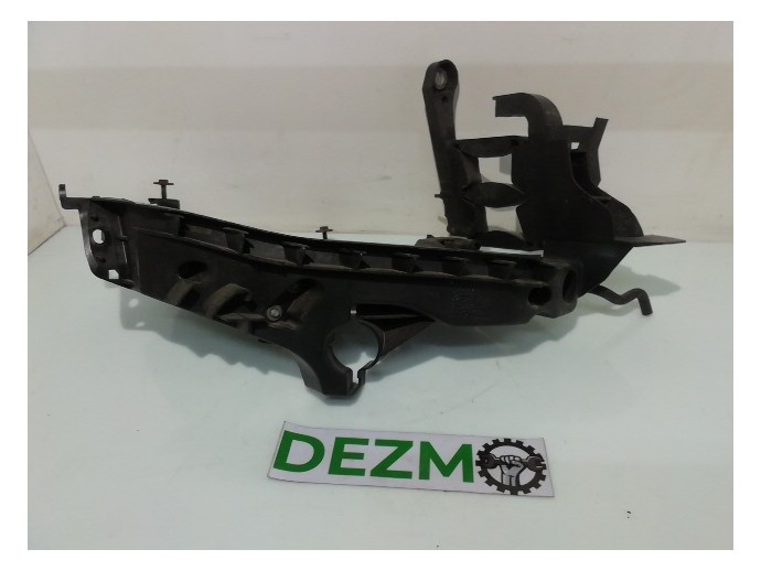 Suport far dreapta Audi A4 B8 2.0 TDI CJCB 8K0805608 2008-2015