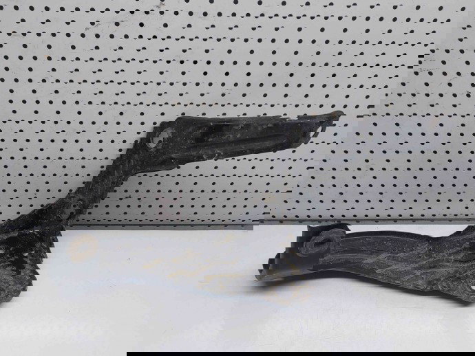 Suport radiator intercooler stanga Audi A6 Avant (4F5, C6) [Fabr 2005-2010] 4F0145813F 2.0 TDI CAHA 2.0 TDI CAHA 125KW / 170CP