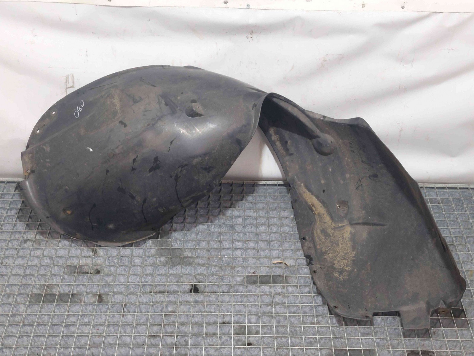 Carenaj roata stanga fata Volvo S40 II (MS) [Fabr 2004-2012] 30678143 - imagine 1